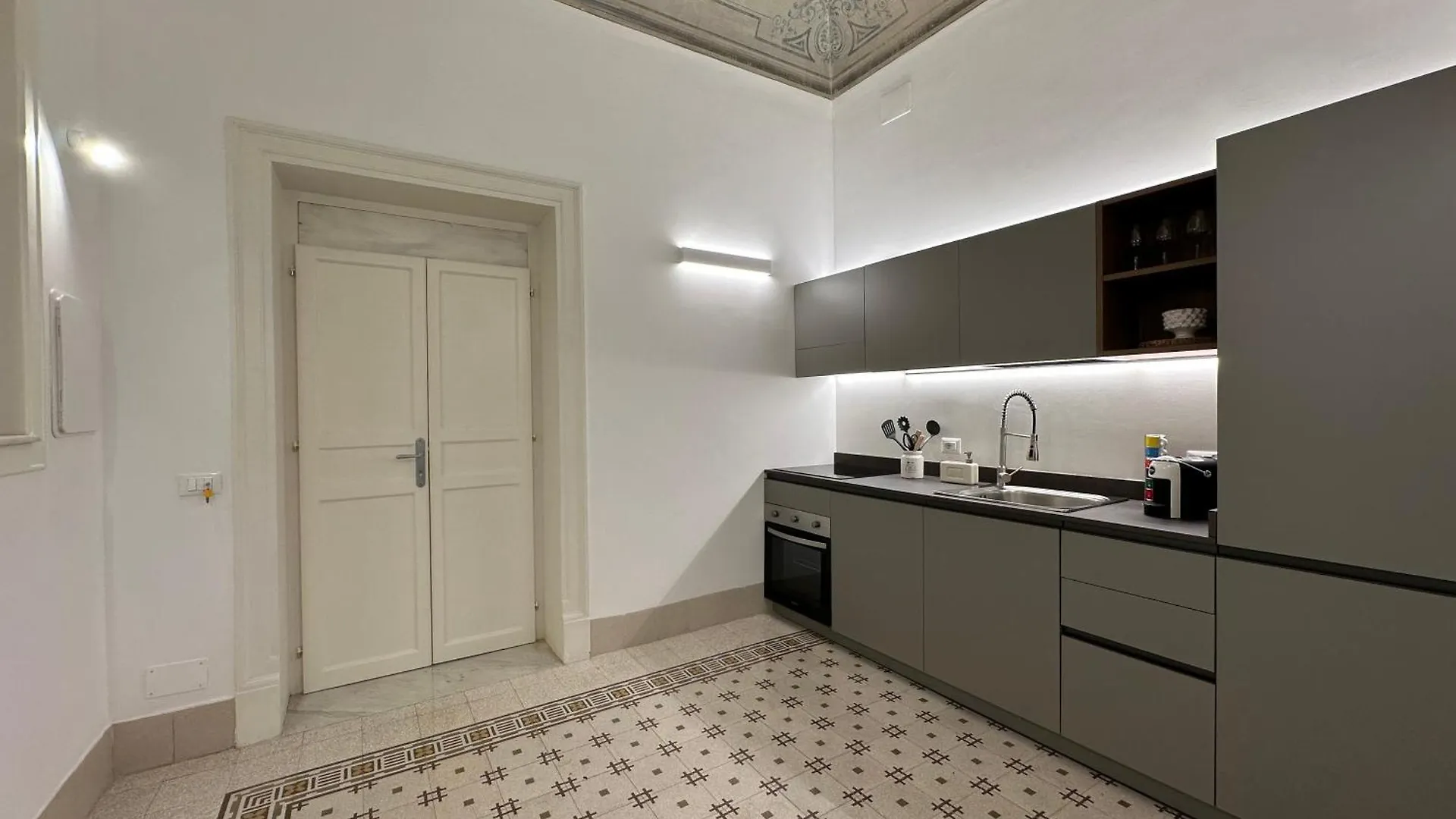 Zahir Suite Apartment 巴勒莫 0*,